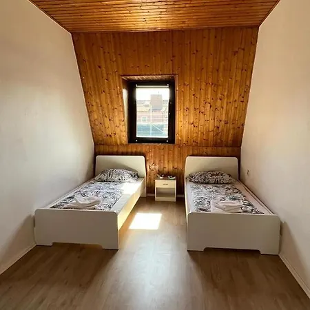 Do One Bedroom Flat Апартаменты *